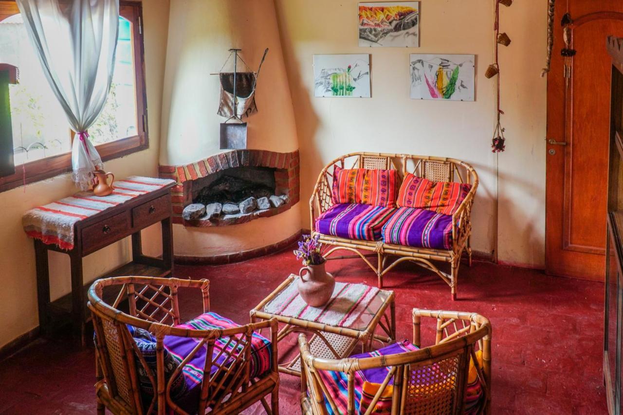 Azul Humahuaca Hostal Bagian luar foto